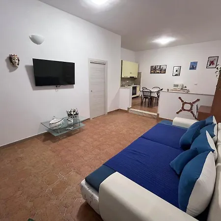 Casa vacanze Cherì 17 *